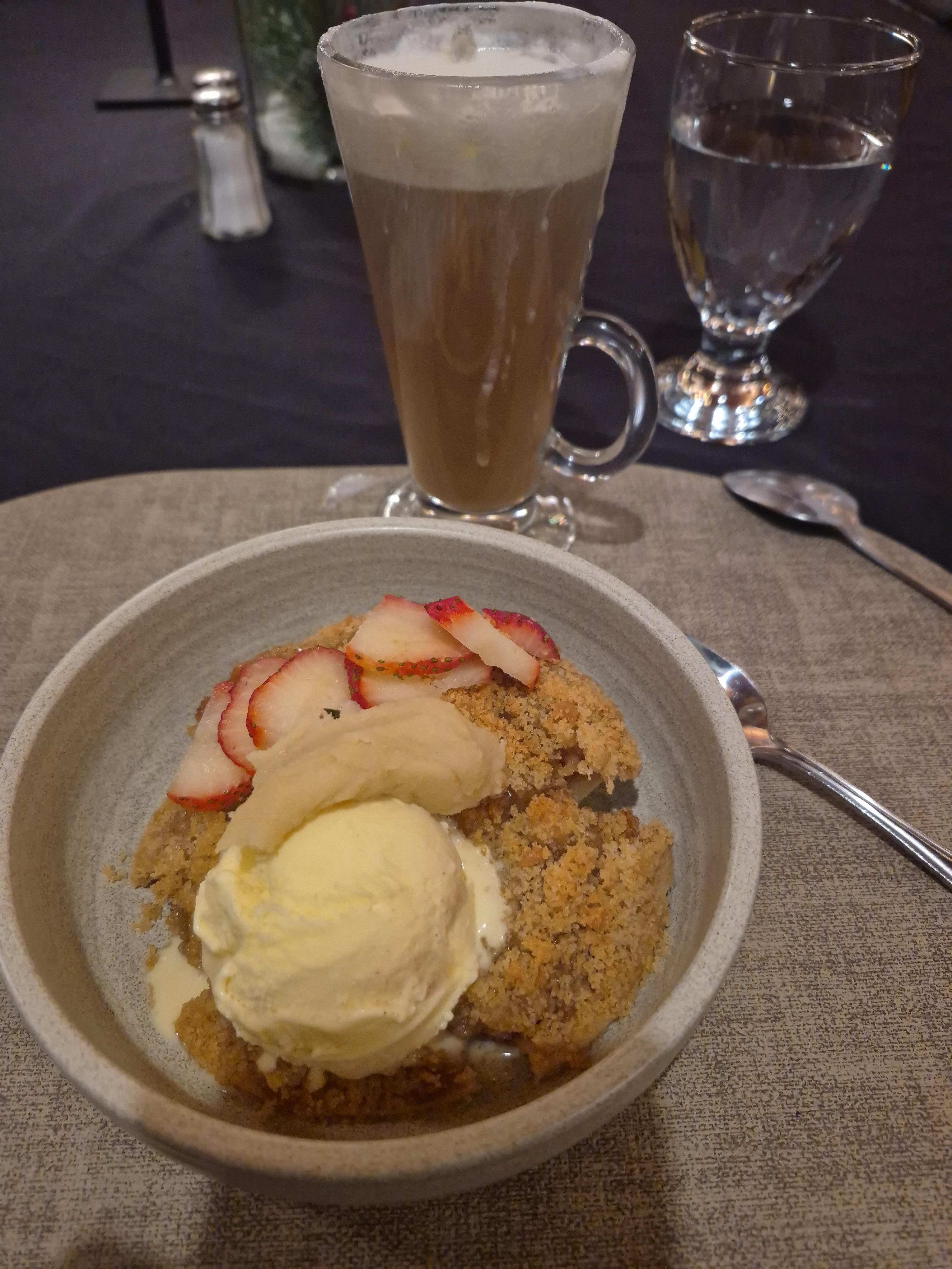 Dessert in the restaurant 