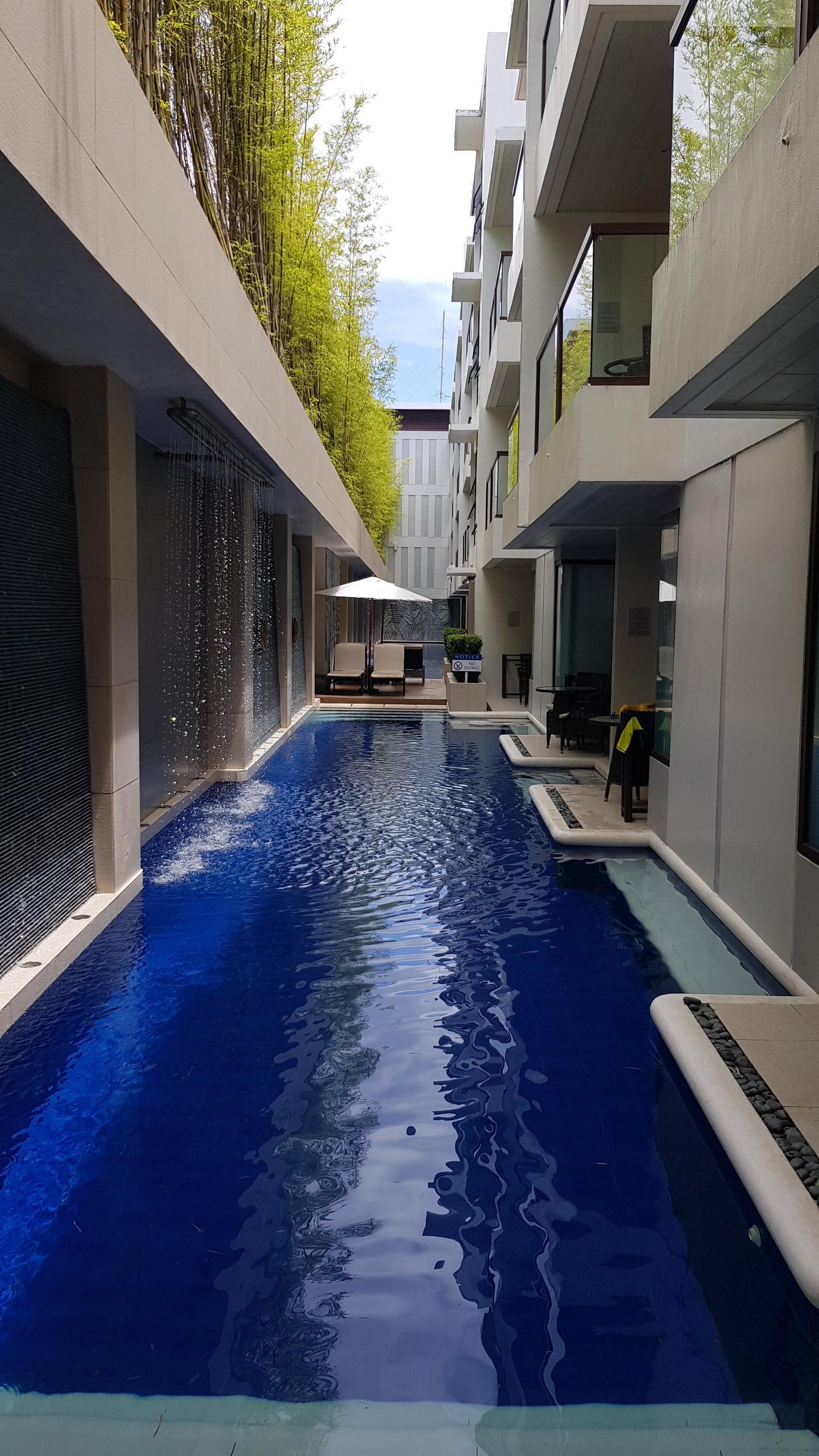 La piscina dell'ala beach. Solo quelli al primo piano possono avere vista piscina. Per le altre camere vista muro