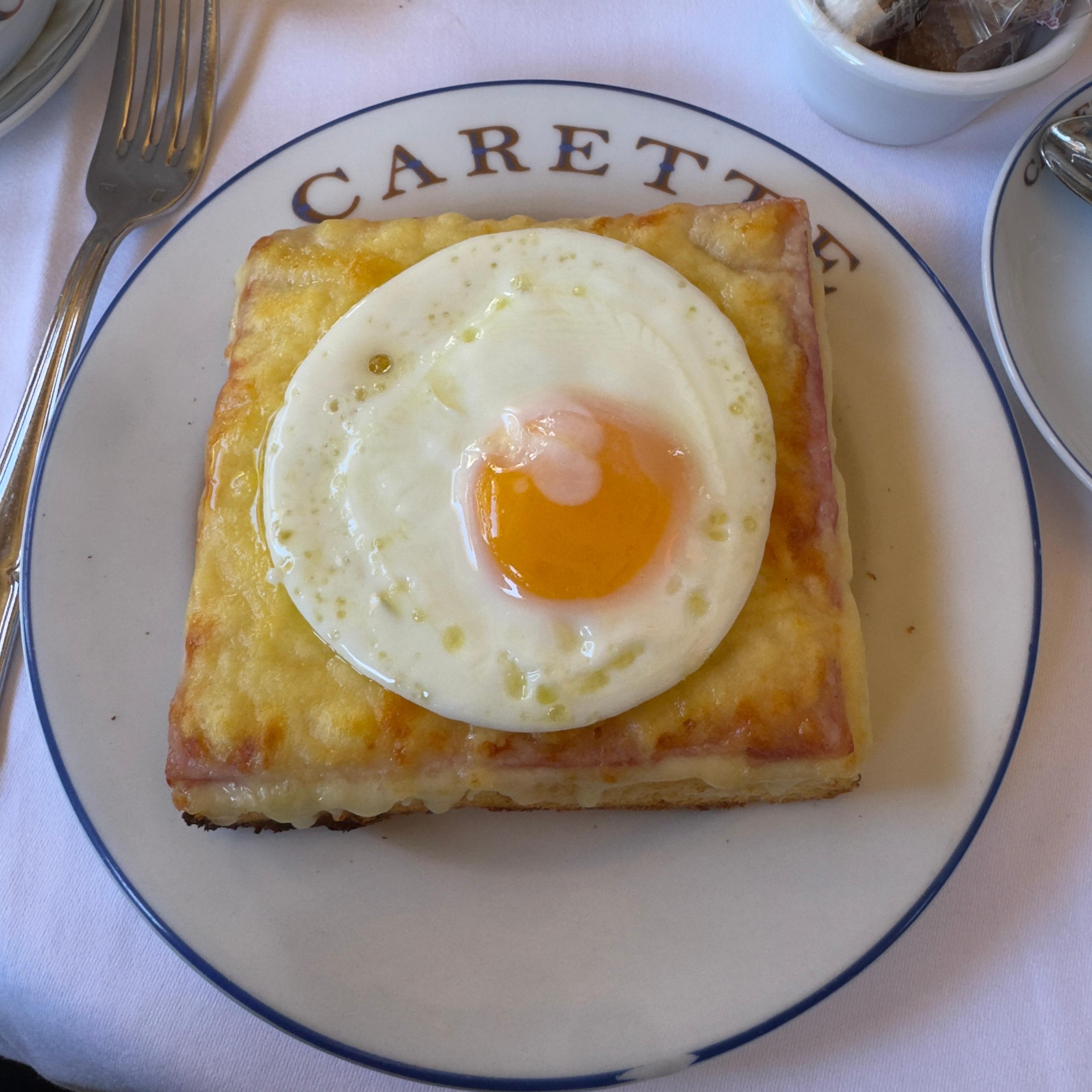 Carette at Place de Vosges
