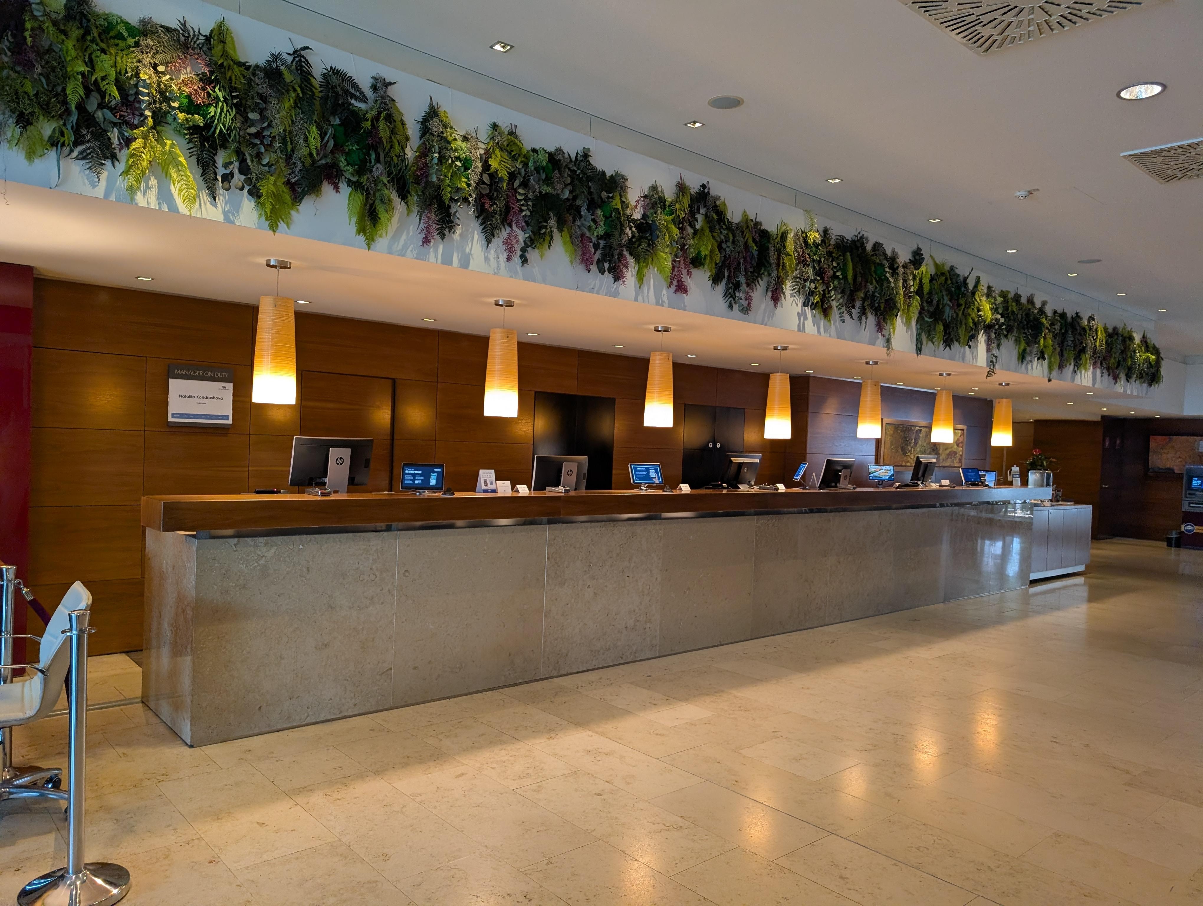 Seven check-in positions, only one working.
