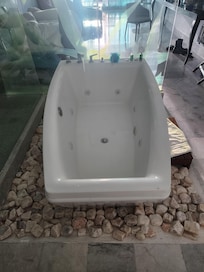 The only hot water in our room was this jet tub. We bathed in this our whole stay
