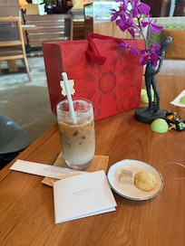 ラウンジのカフェは一日に2度も行ってしまう 美味しいドリンクです