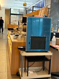 早餐時間的軟雪糕機