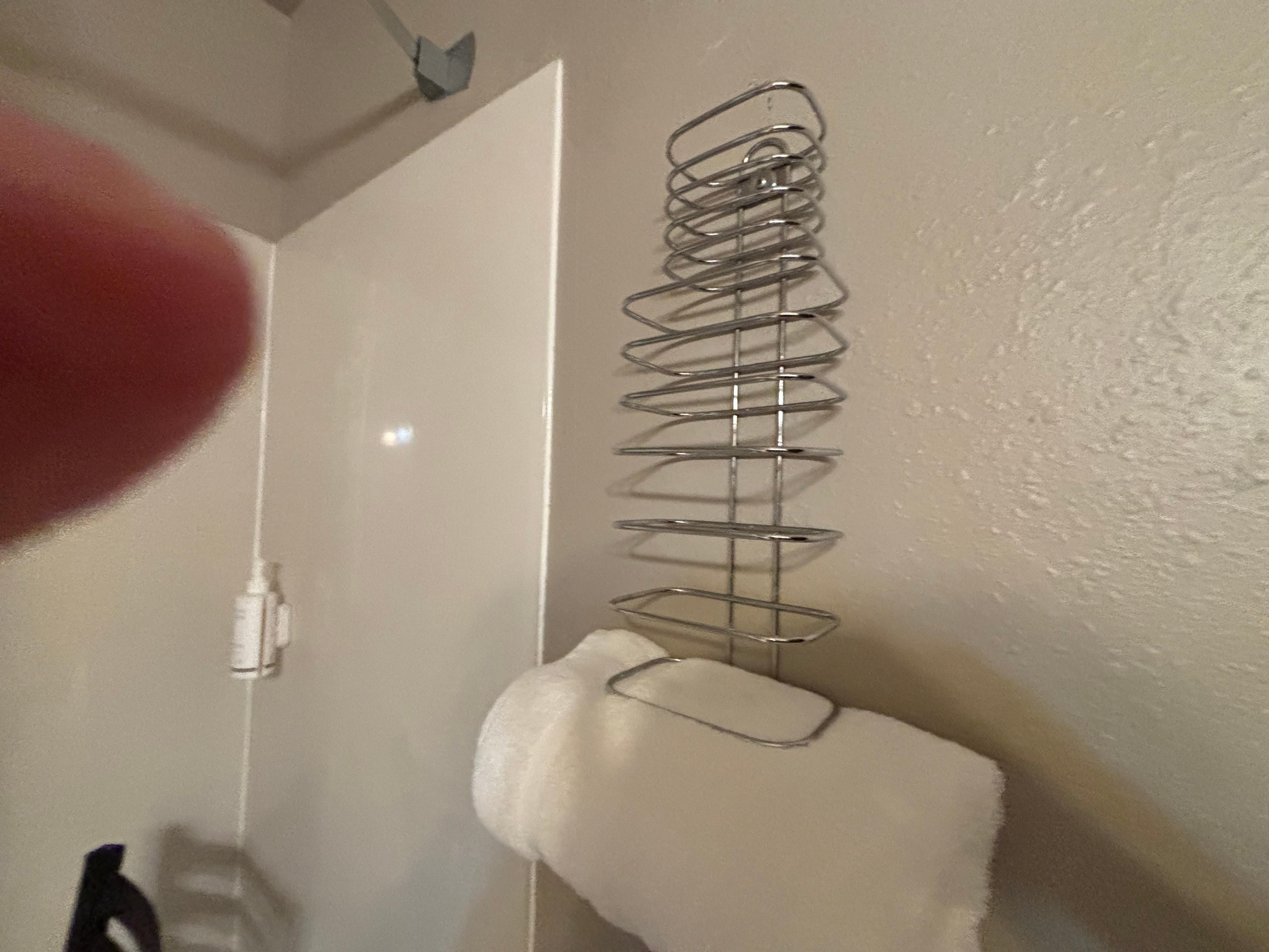 Had total 3 bath towels 2 hand towels and 4 towels , wash clothes and room was rented and the room was renfed for 4 nights