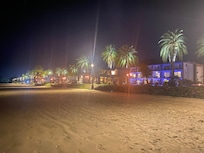 Night walking at Wailoloa Beach