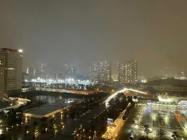 部屋からの夜景