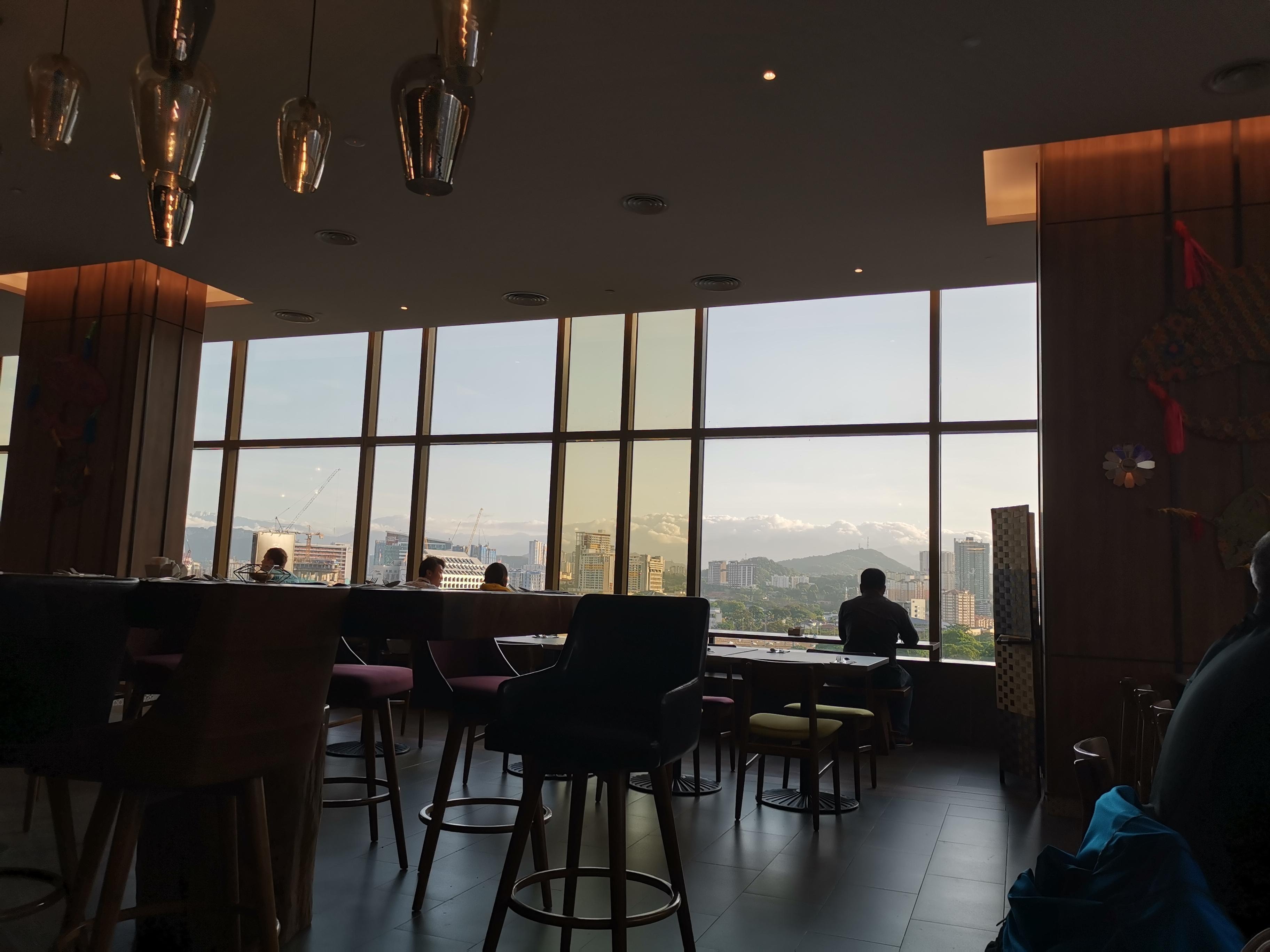 有風景的早餐廳