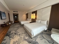 Spacious room
