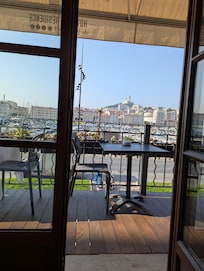 The great balcony