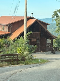 The view when we first arrive to the house.