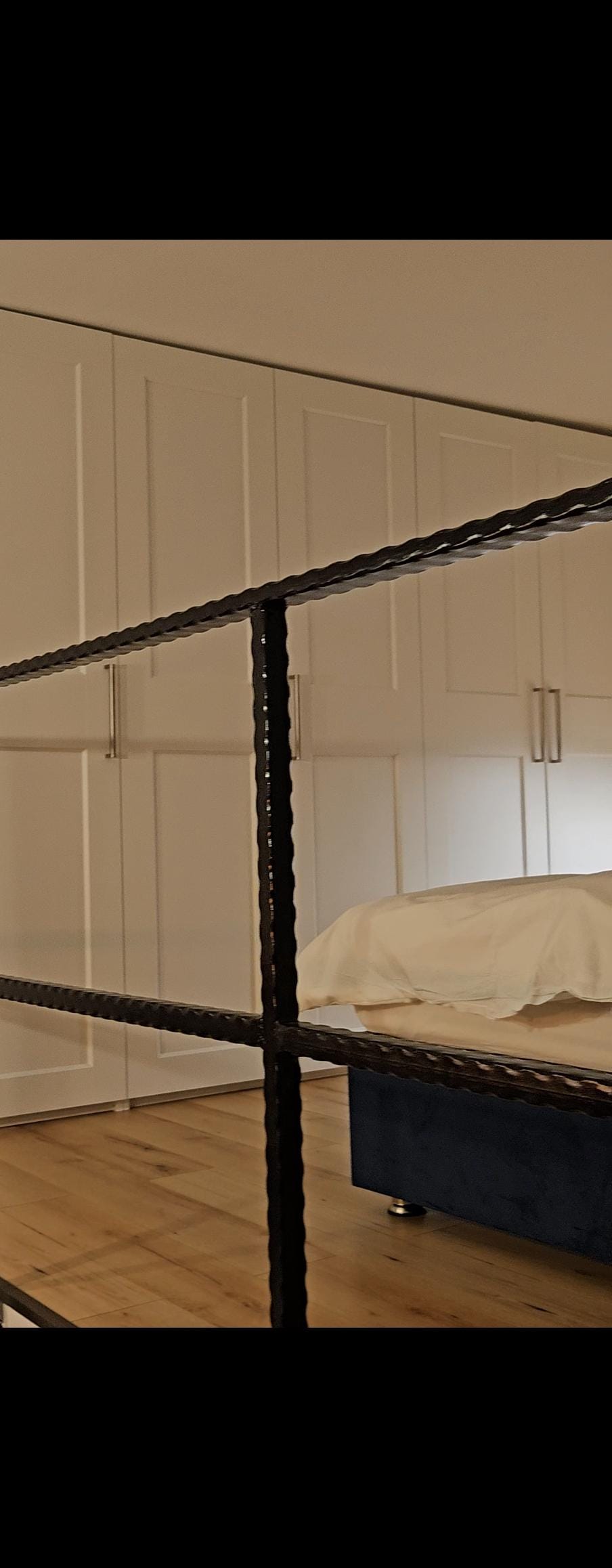 Upstairs bedroom with all the bedding 