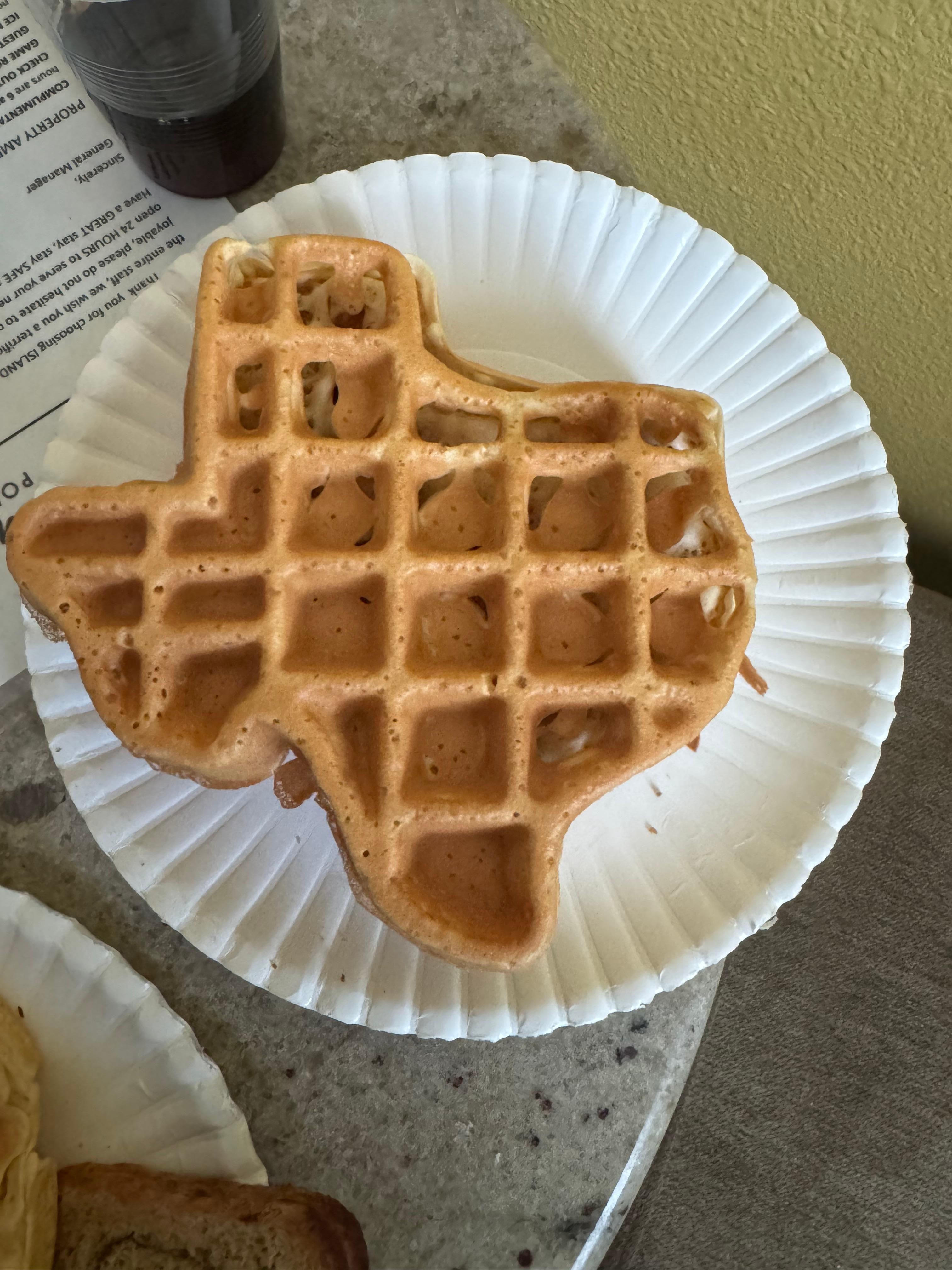 Nothing beats a Texas shaped waffle. 🤠 