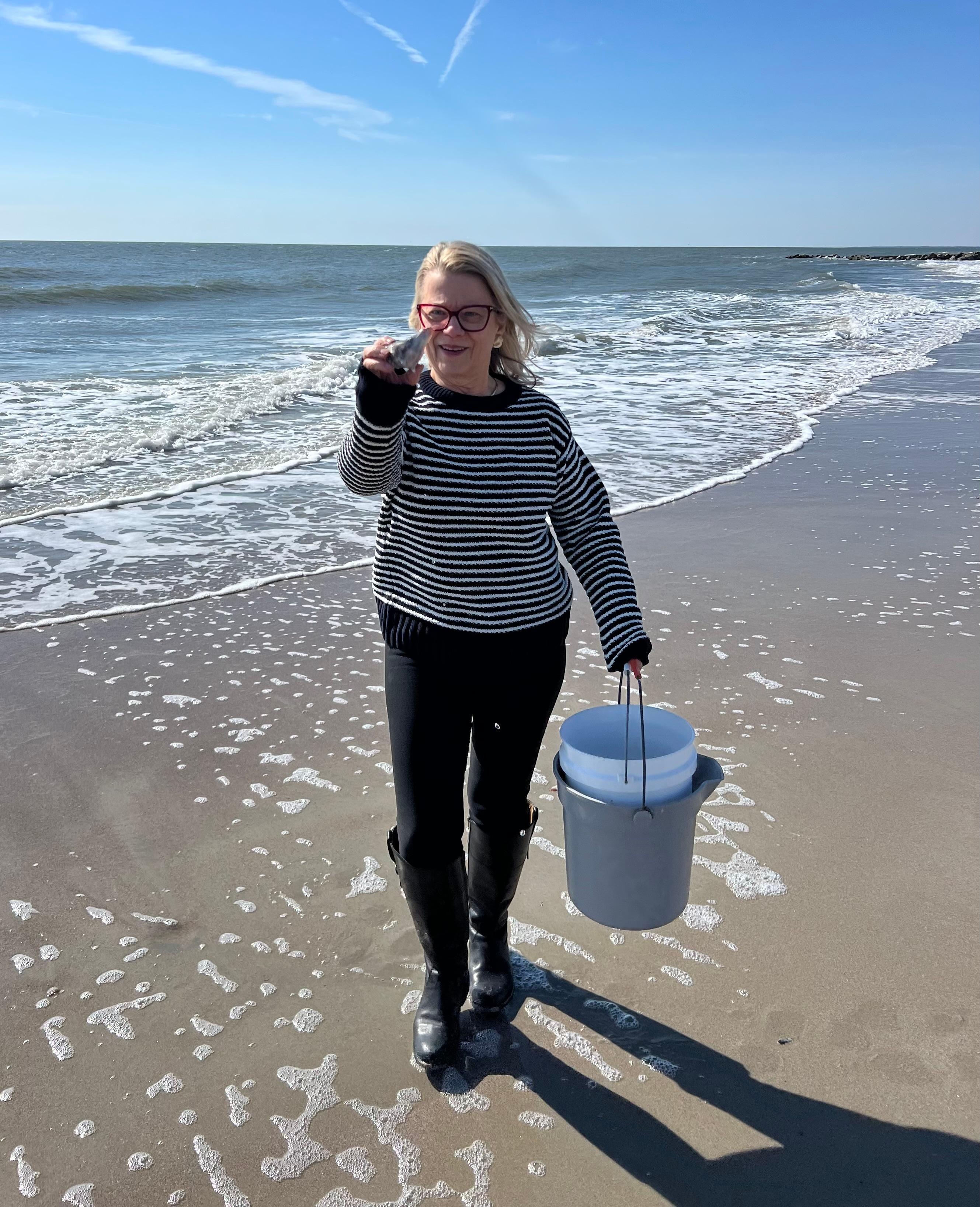 Returned some shells to the beach that my kids had collected over the years. Couldn’t just throw them away so I threw them back in the ocean. 
