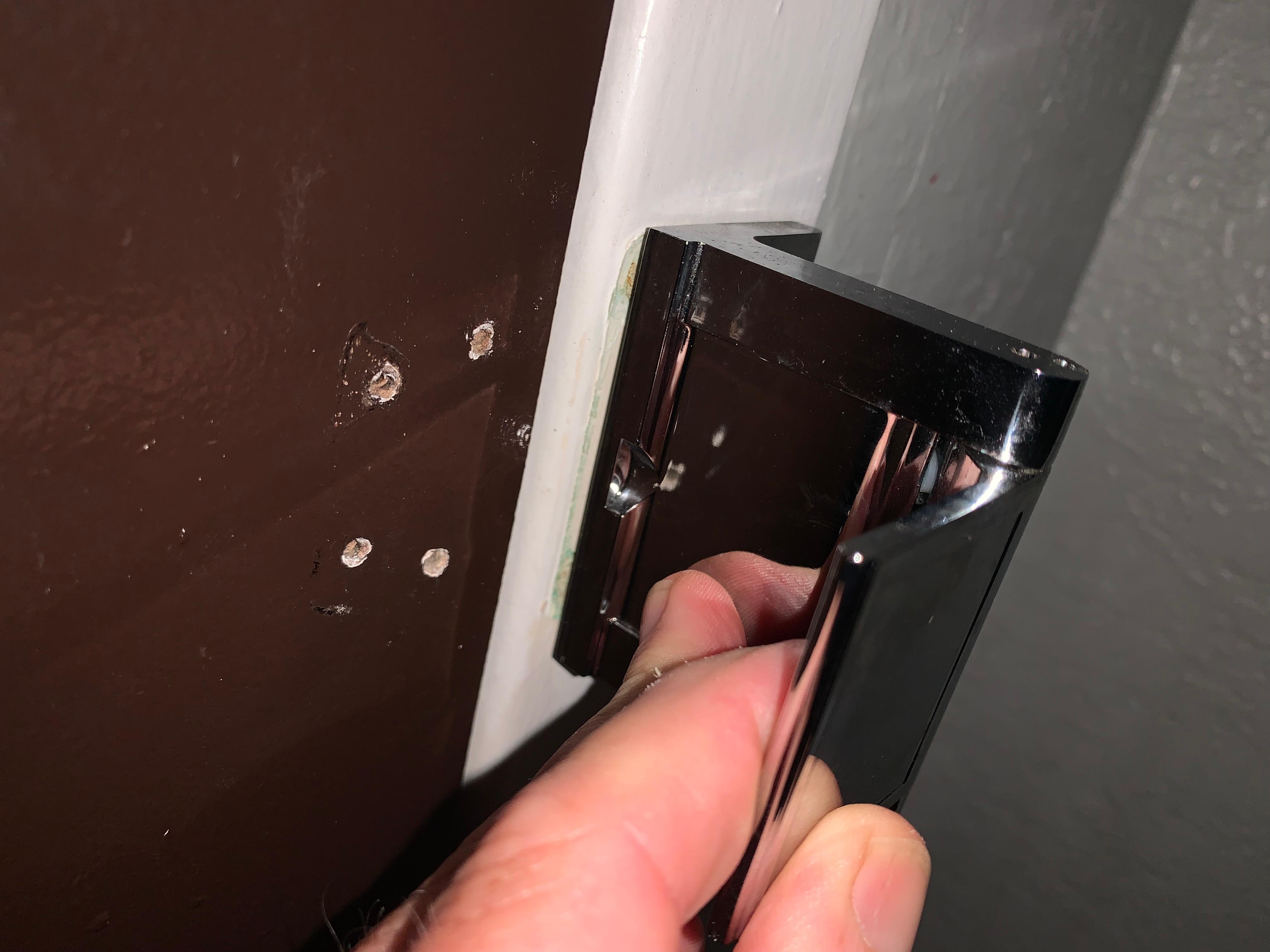 Loose door