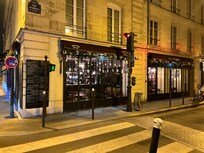 Nearby restaurant. Lovely service.