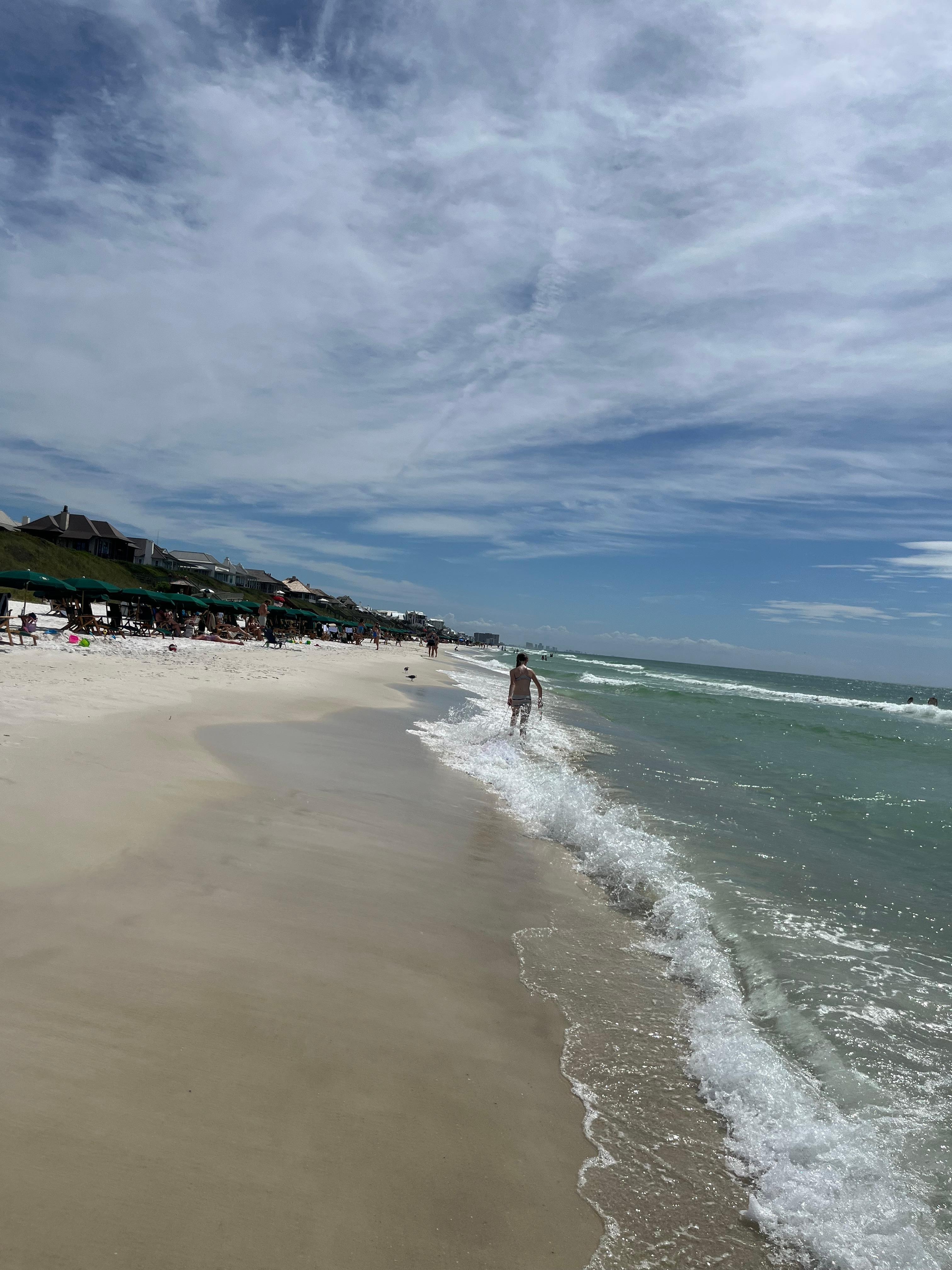 Street view coffee shop below 