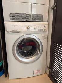 洗濯機に乾燥機が便利です。