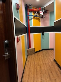 Corridor on floor 4