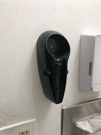 No hair dryer