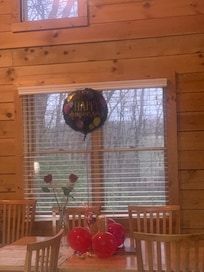 Thank you for the delivery of roses, chocolate and Wine to celebrate our 40 wedding anniversary ❤️❤️