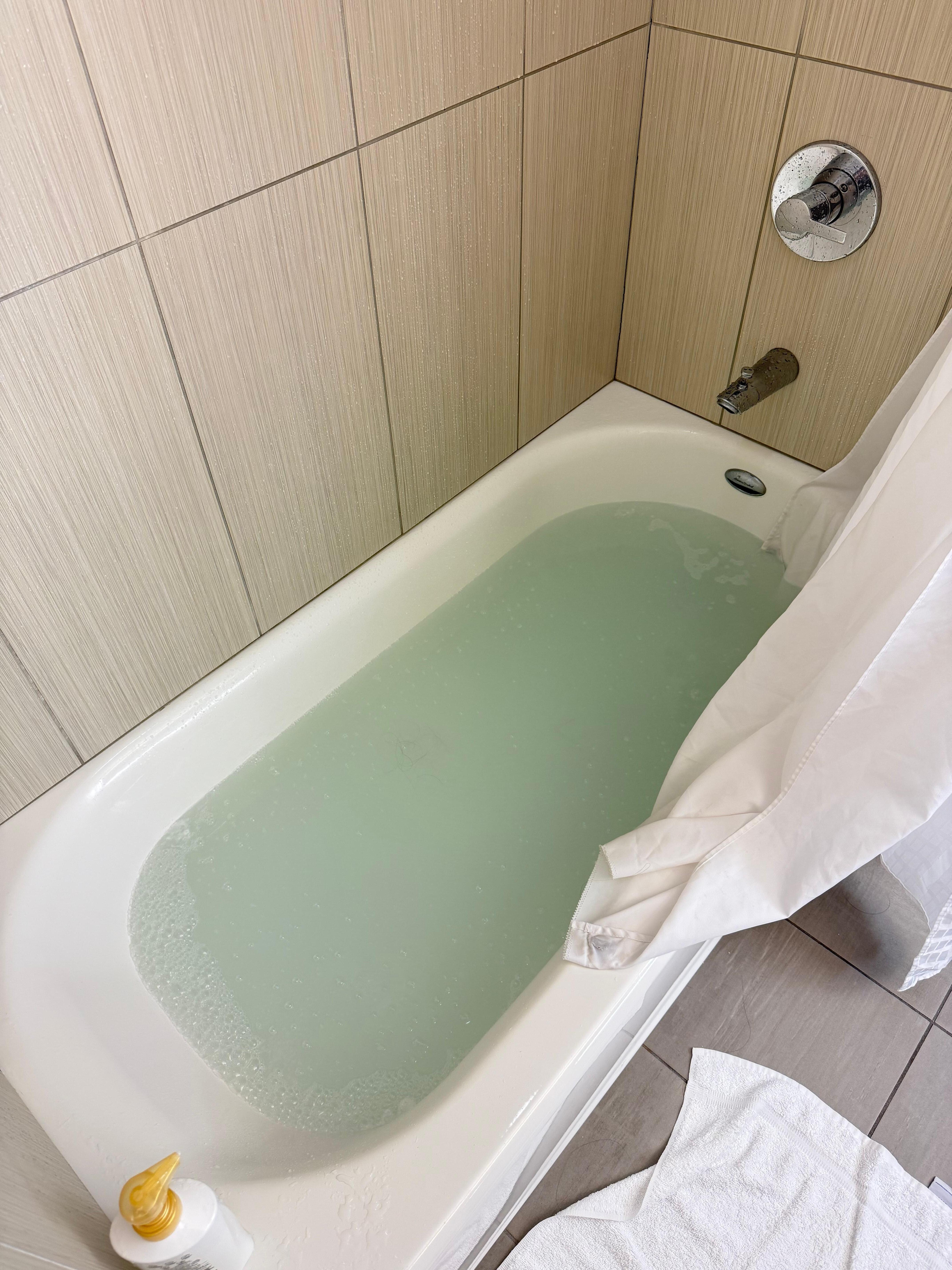 This tub remained like this for 1.5 days