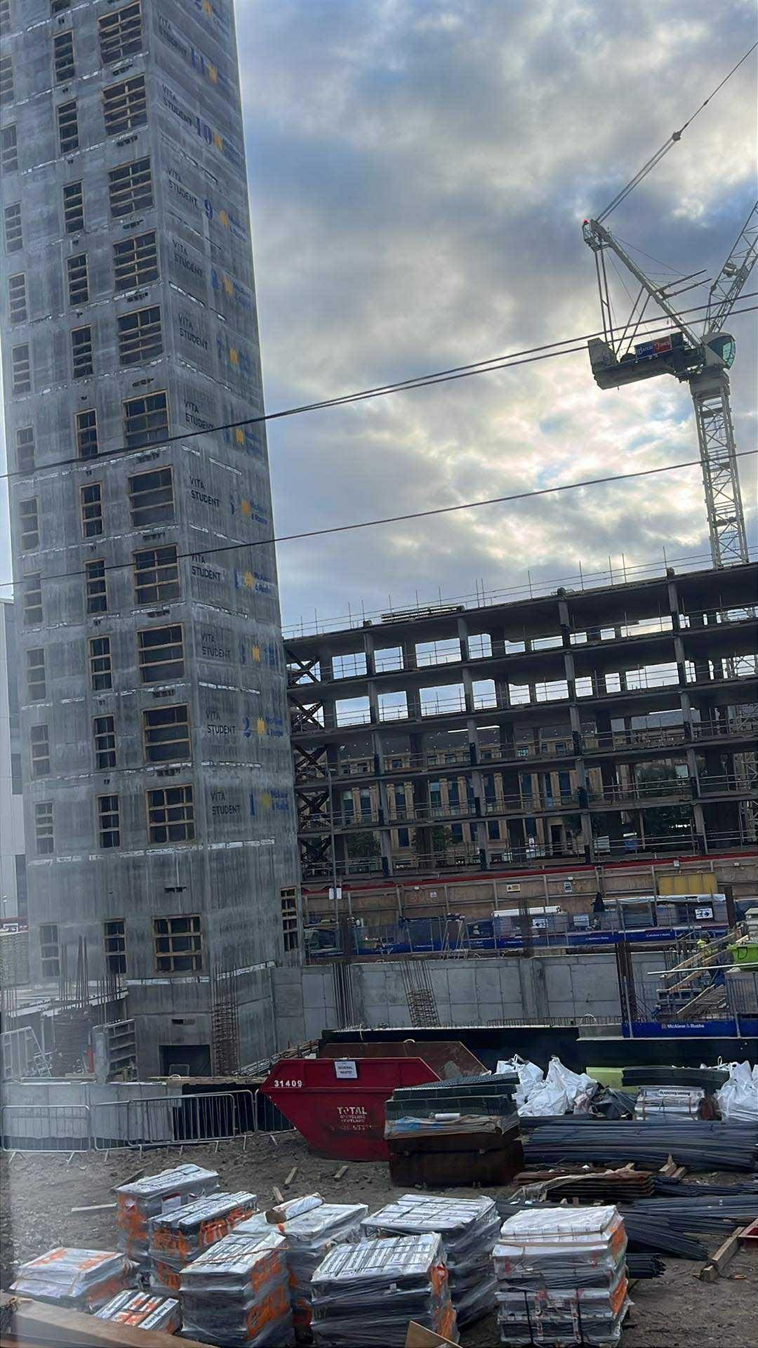 Building work from 07-30 am to 19-30 pm outside of the hostel 