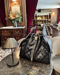 The lobby restaurant and bar is lovely