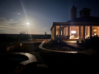 Full moon fever!