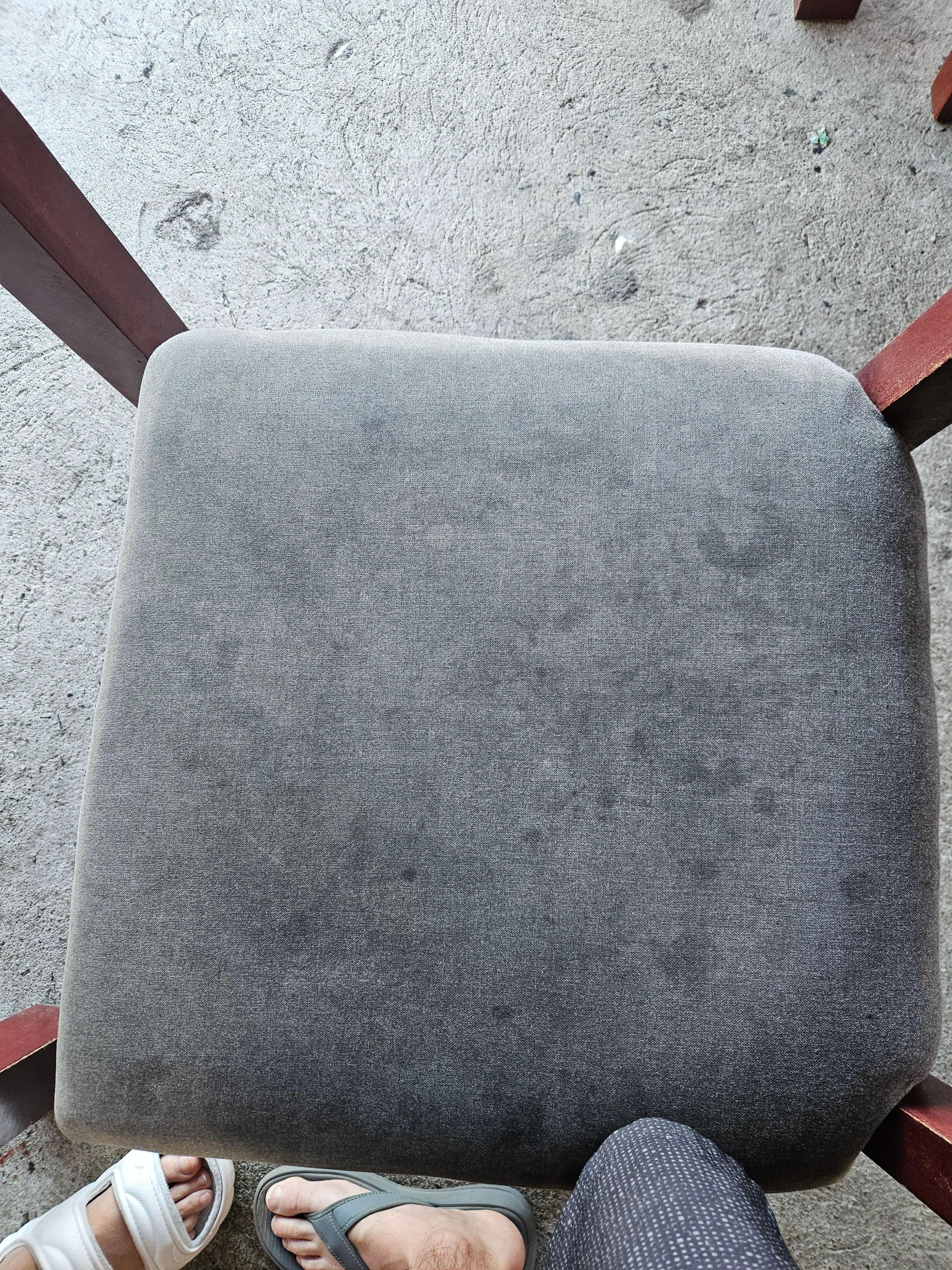 All restaurant chairs look liket his