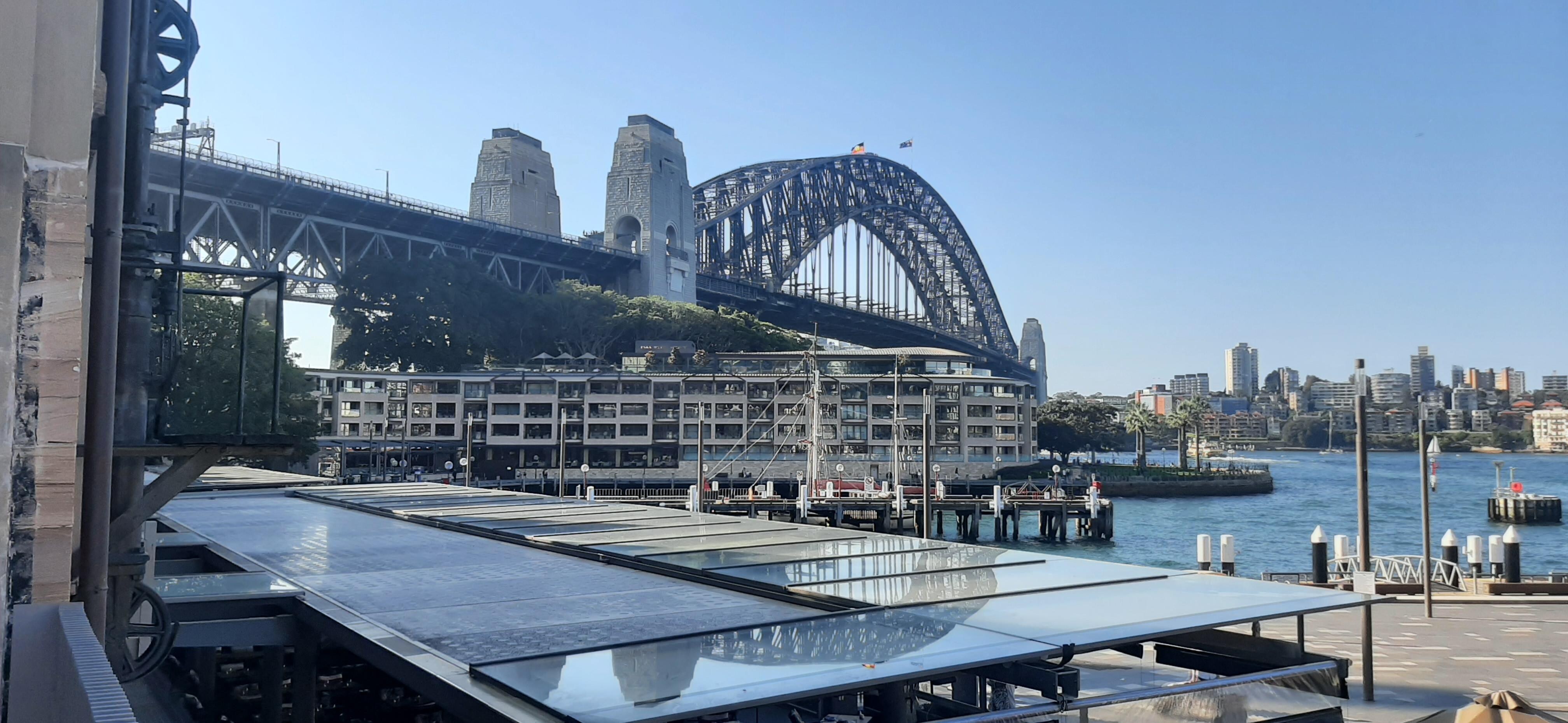 Harbour Bridge.