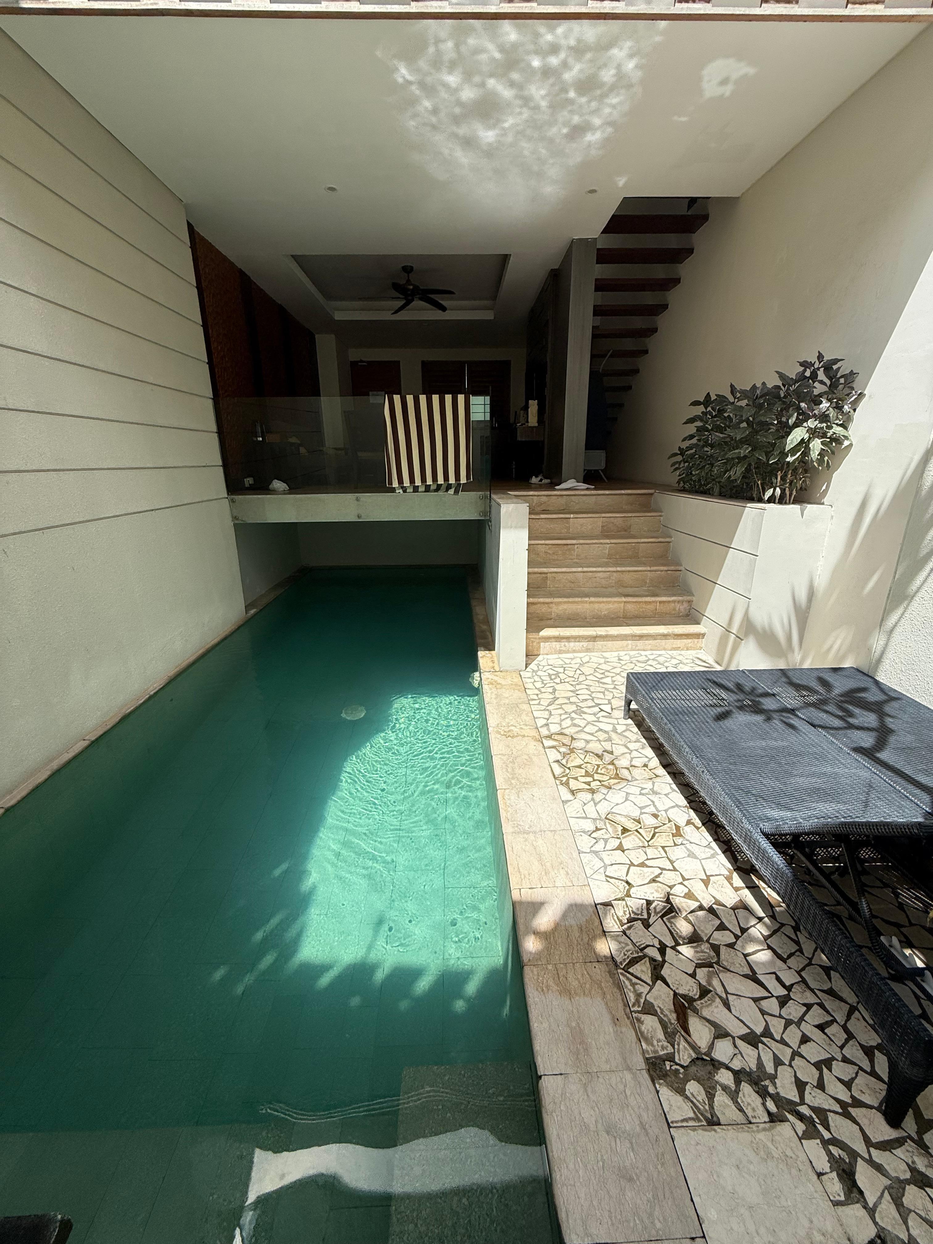 Private pool