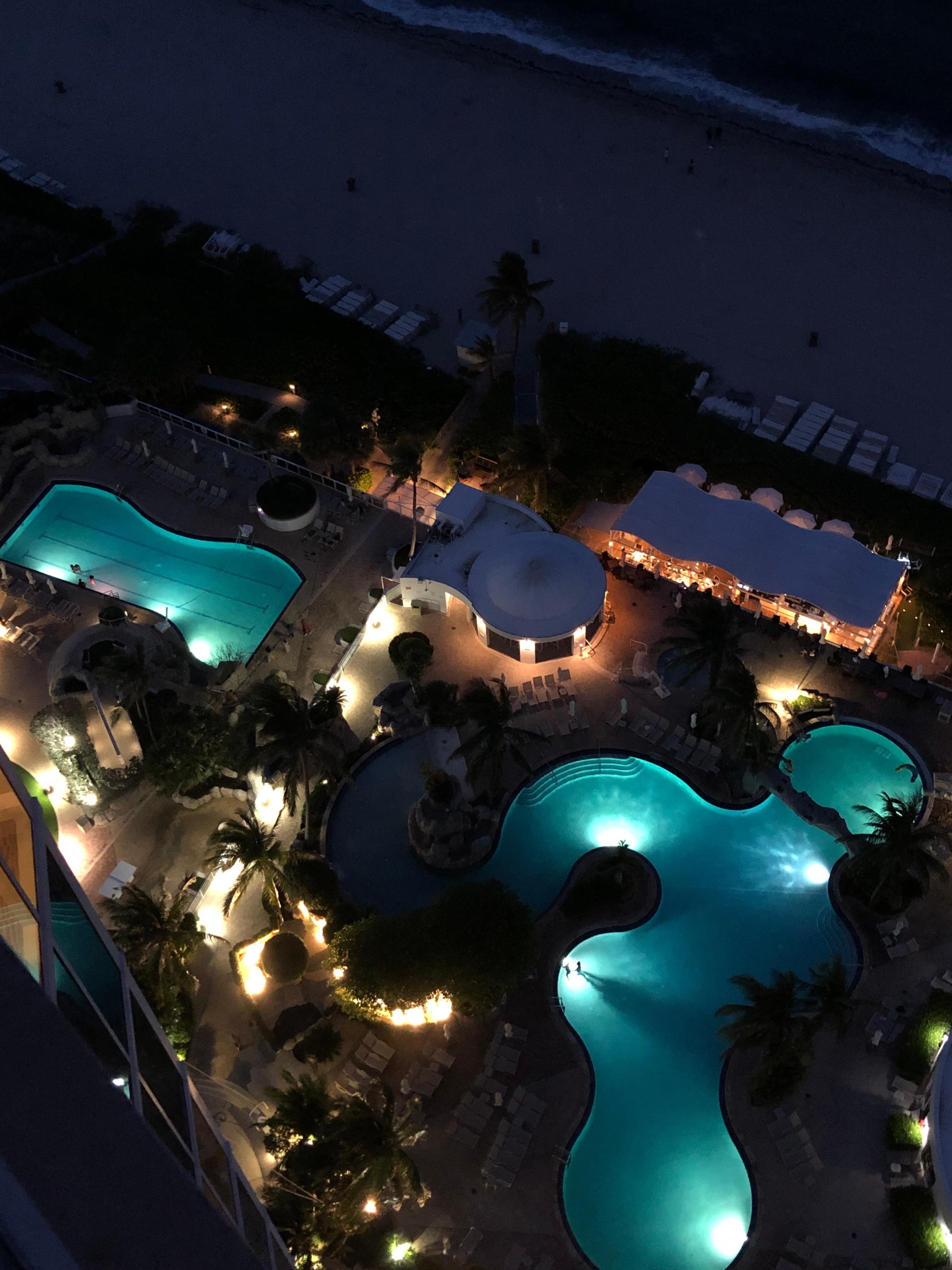 Night view and a great breeze 