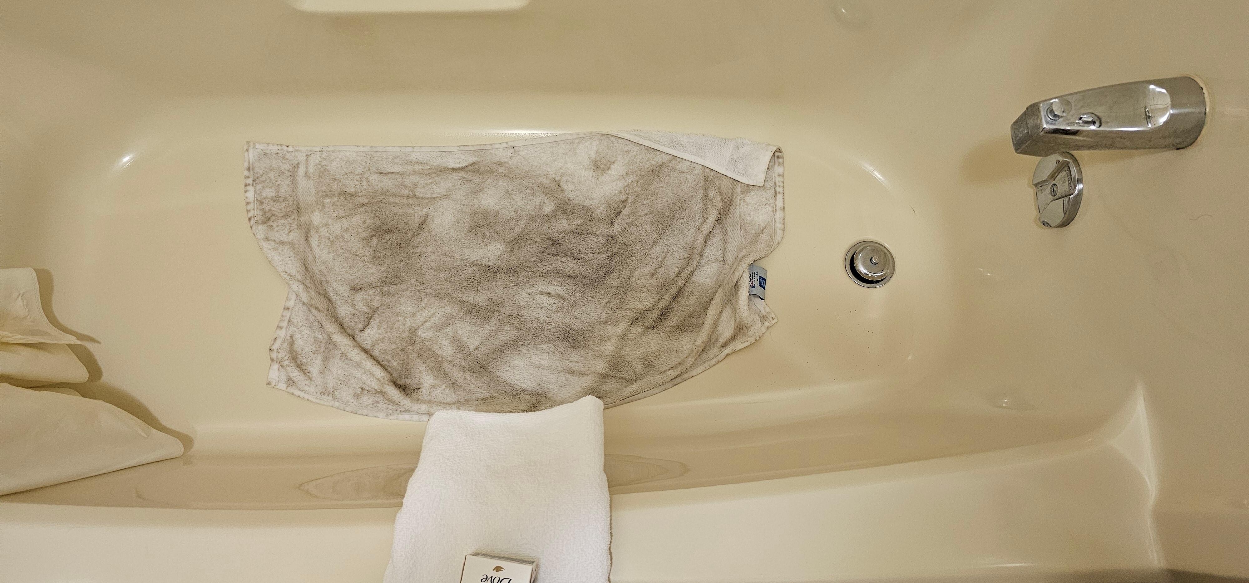 I washed the floor with a towel because it was so gross

June 20th, 2025