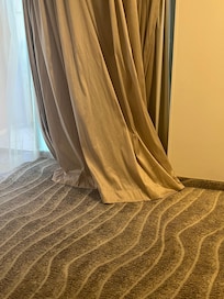 Curtains wont close and didnt fit the windows. With sunshine streaming in you needs to fit so as to black out the sun so you can sleep. Asked for it to be sorted but it wasnt - gave up!