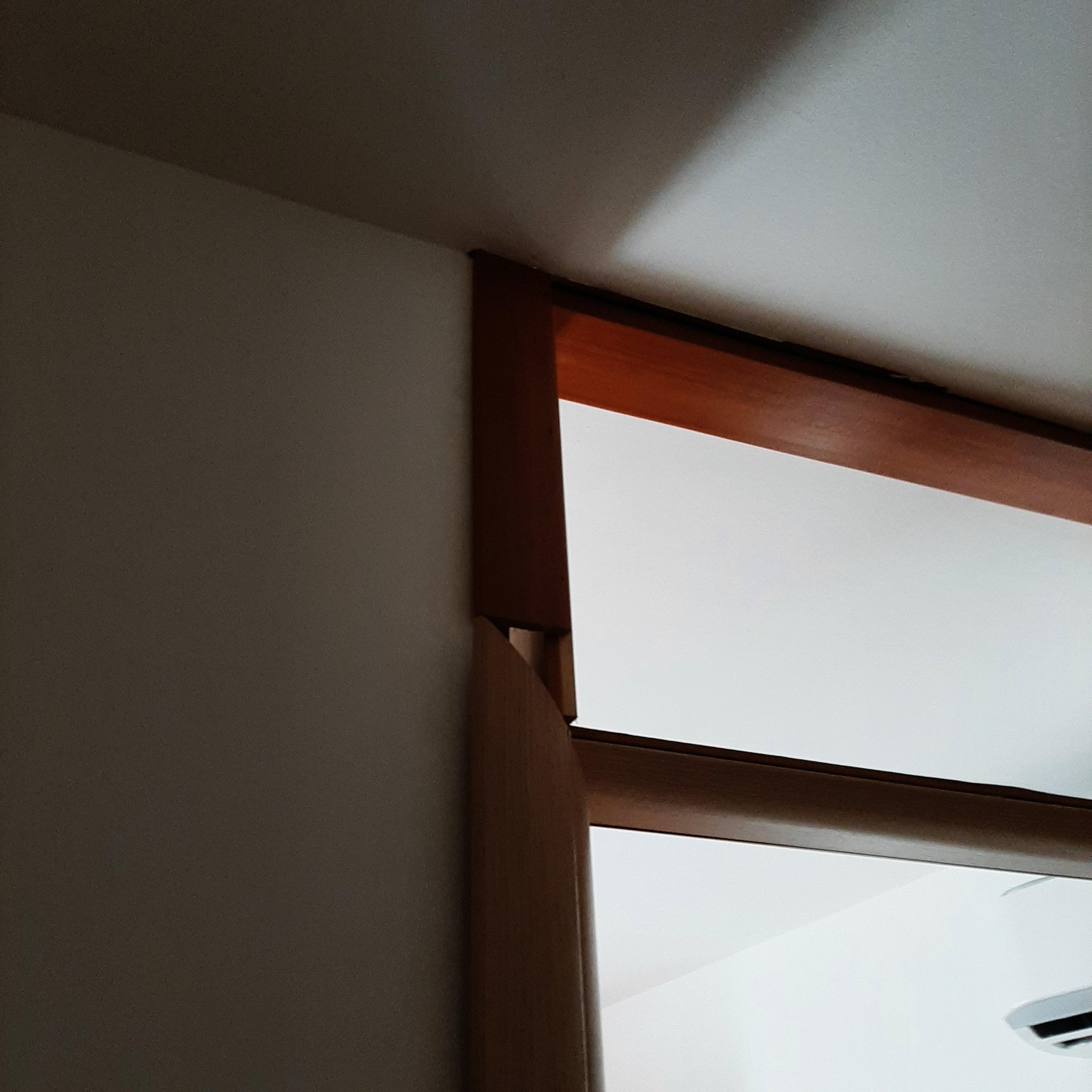 Architrave missing not fixed 