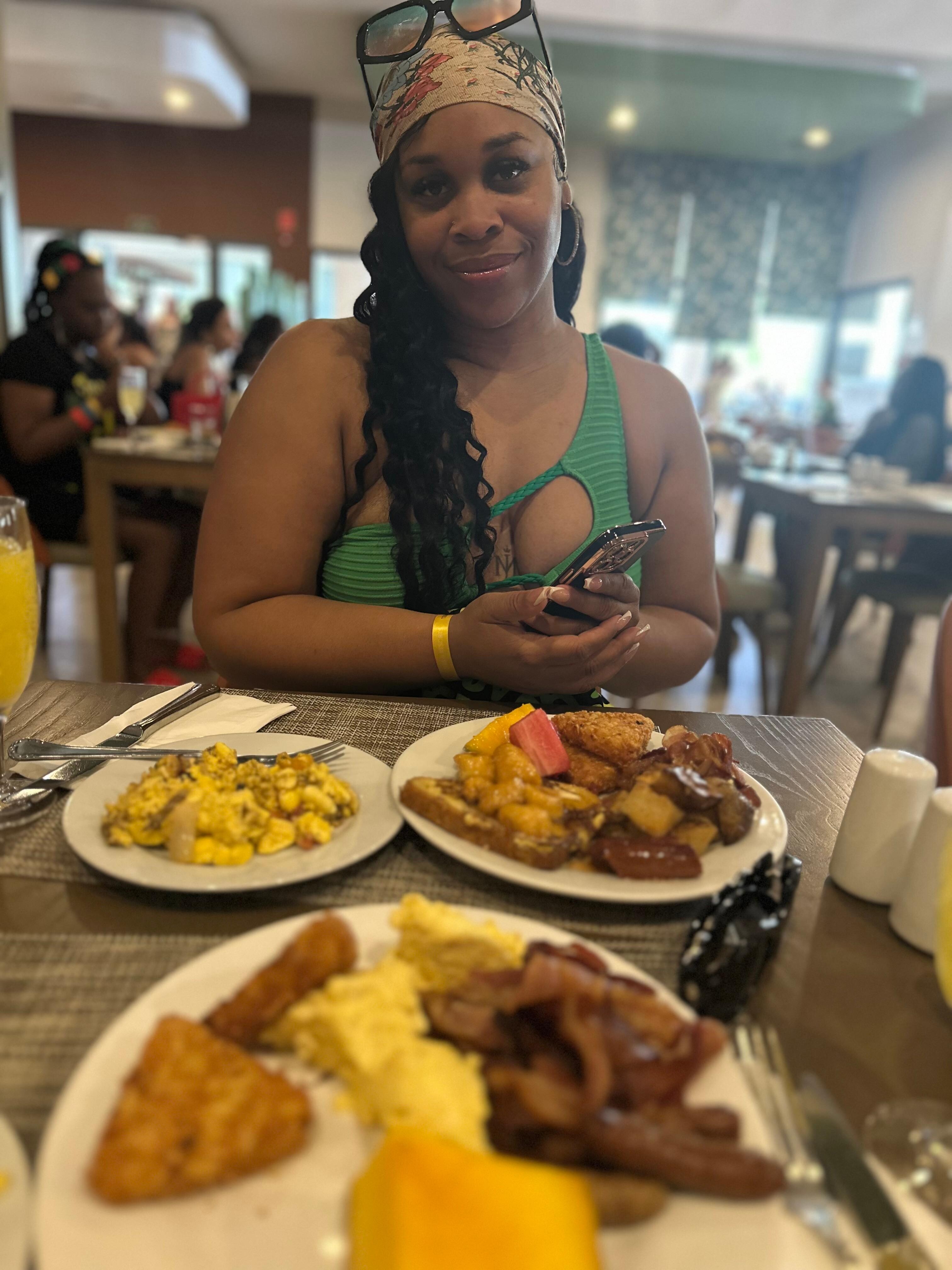 All you can eat buffet!! Breakfast is top tier! 