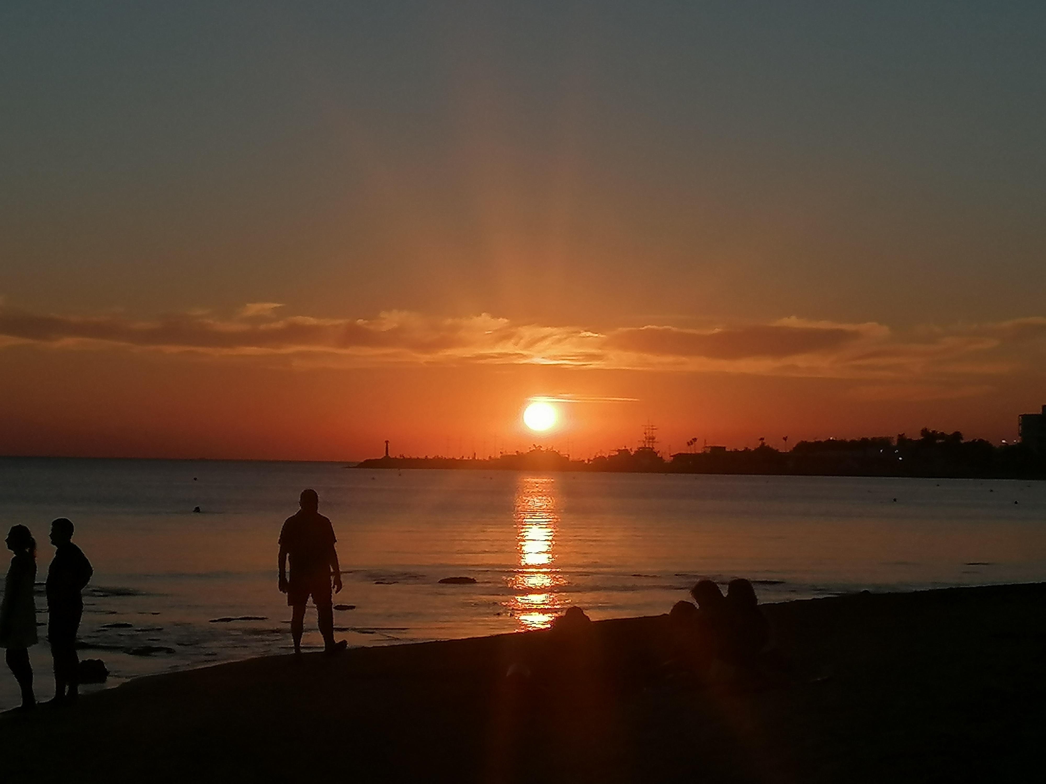 Solnedgang ved stranden