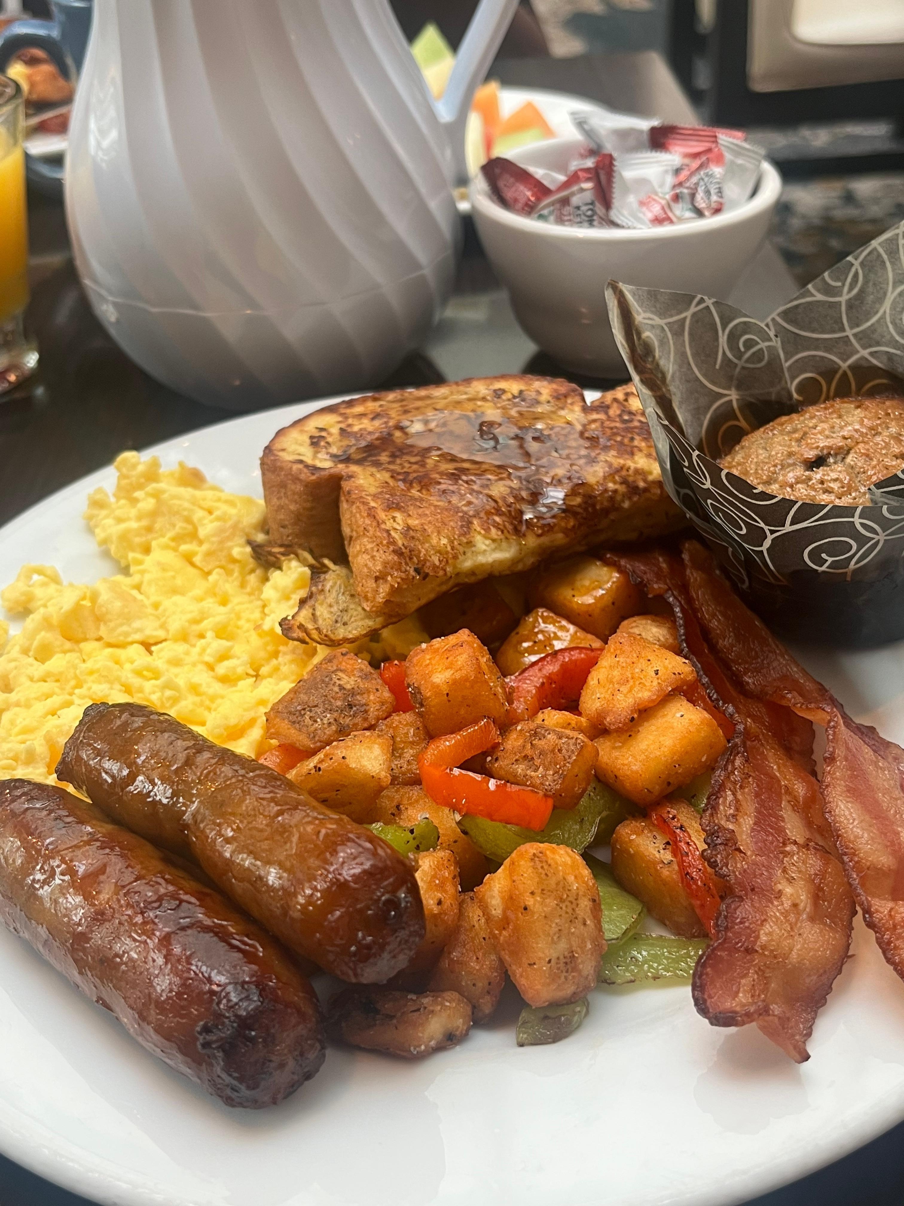 Breakfast 