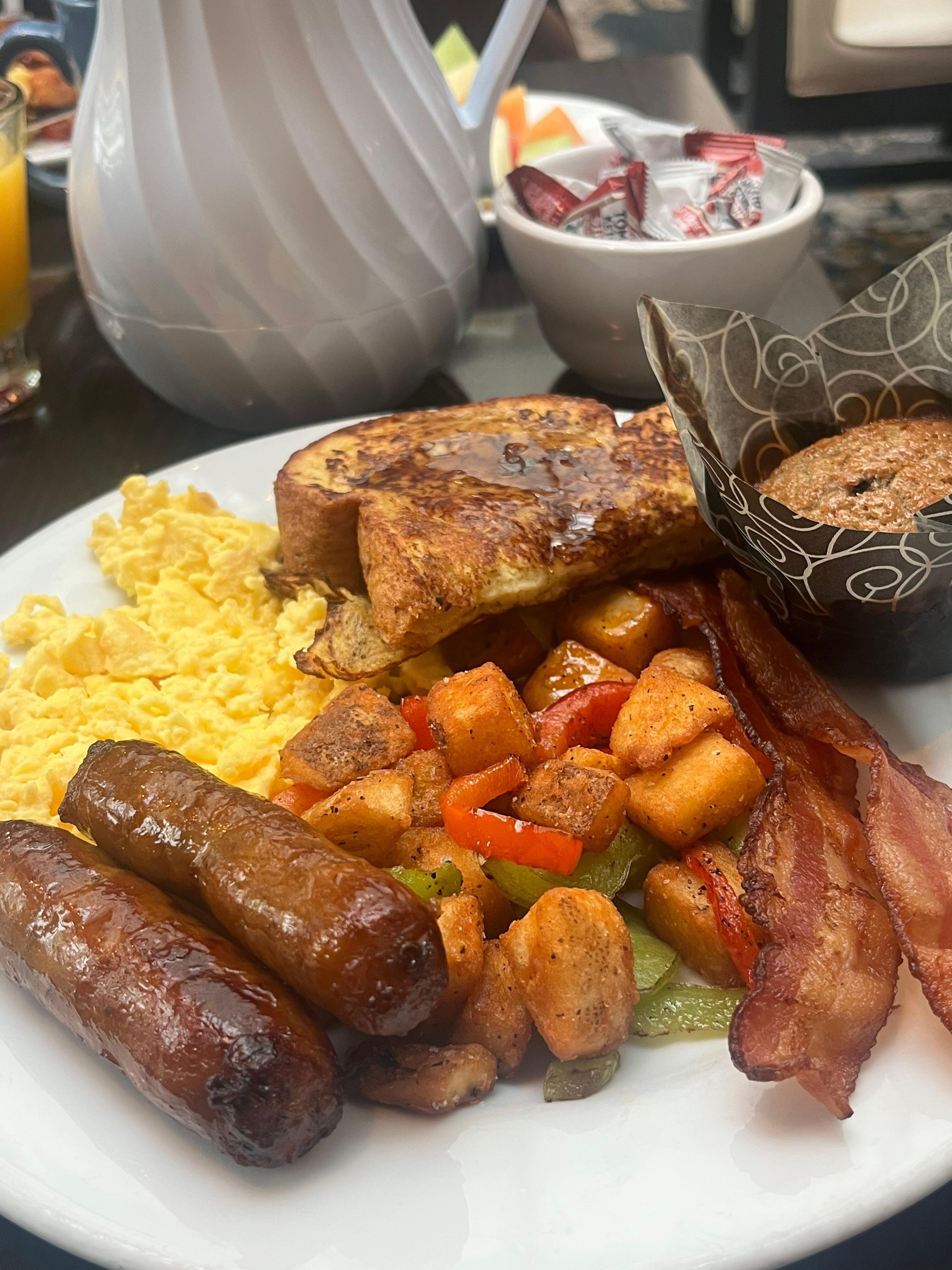 Breakfast 