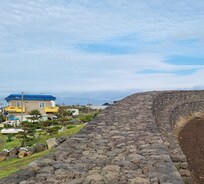 펜션근처 별방진과 맛집 살찐고등어를 배경으로 한컷 최고예요