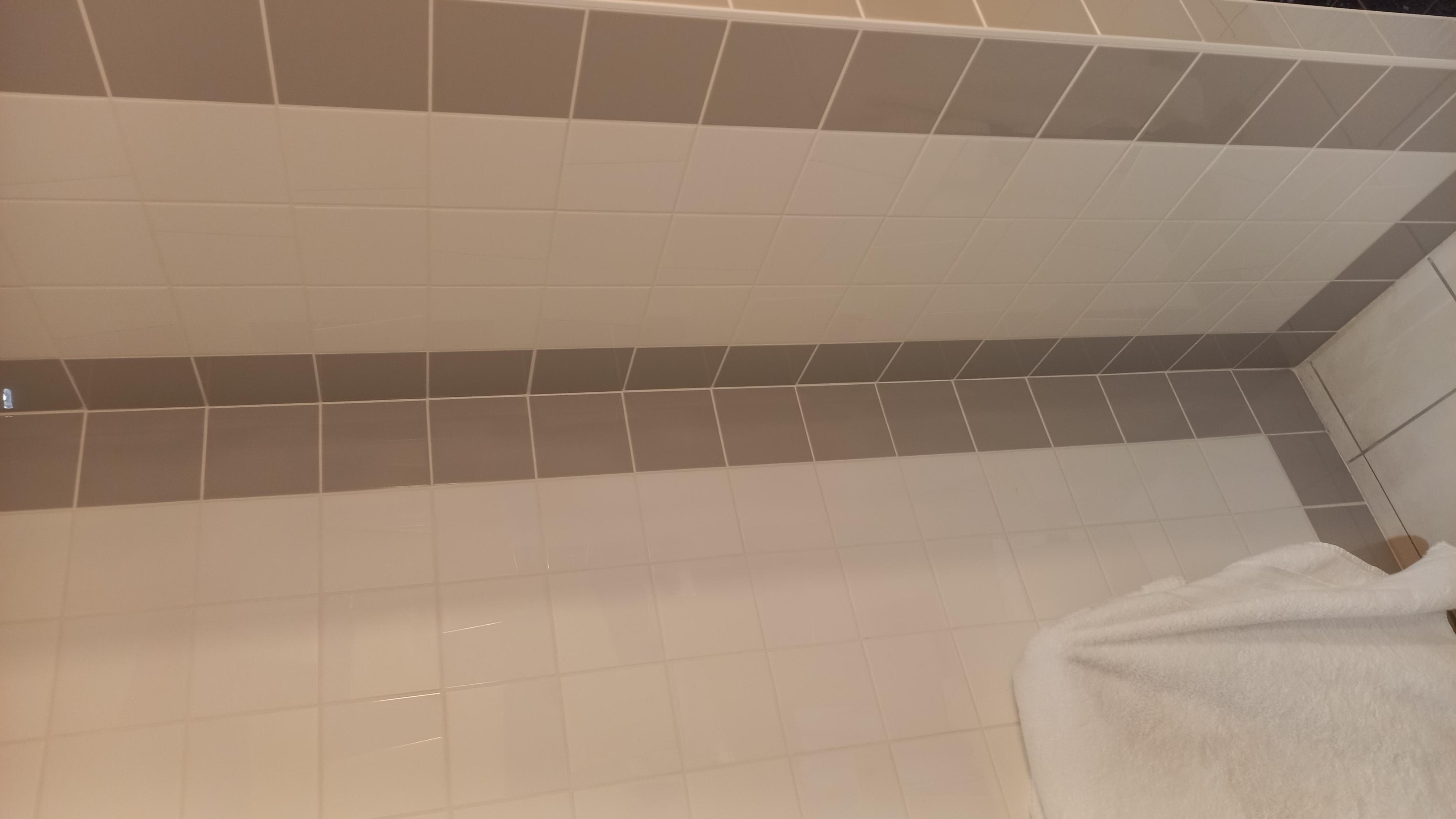 Possible de mettre une étagère pour avoir du rangement 