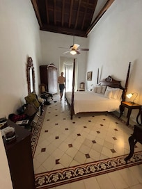 Queen bed