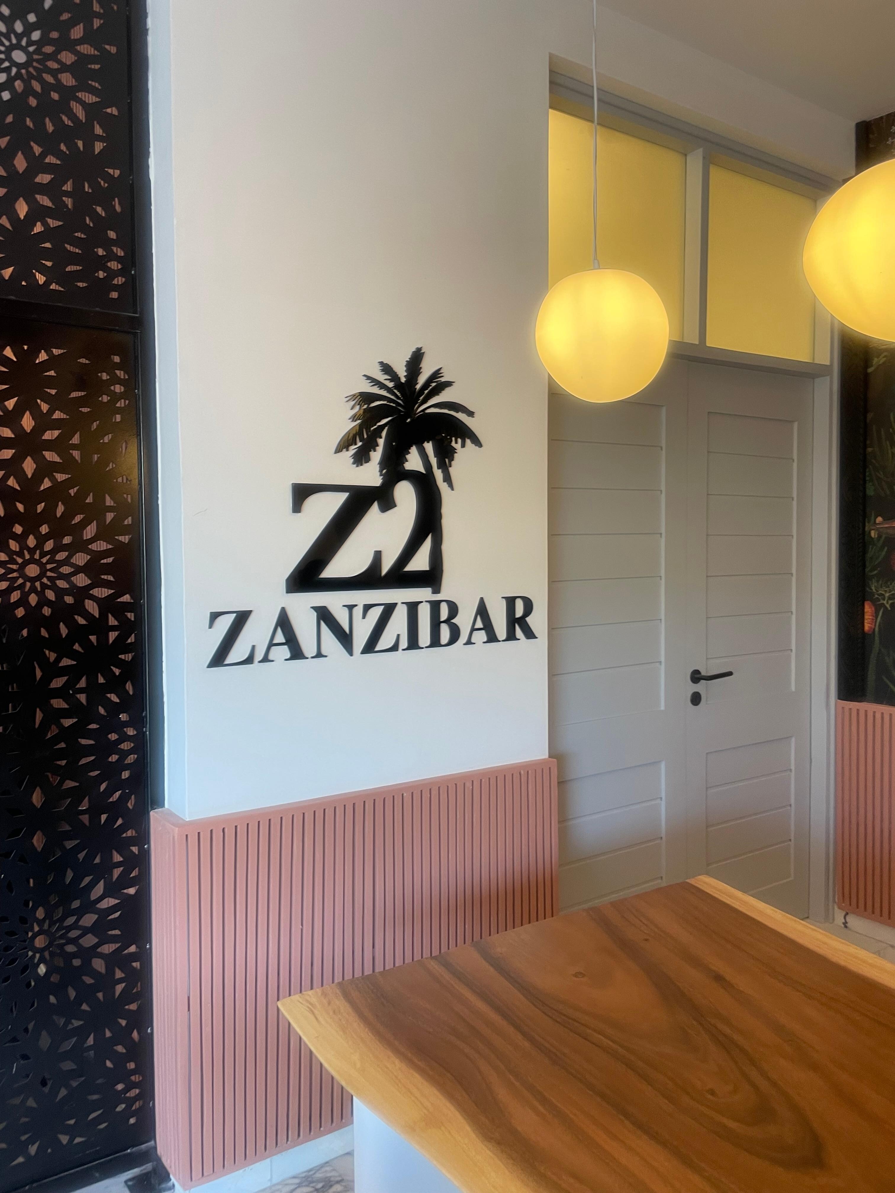 The Z2 Hotel reception
