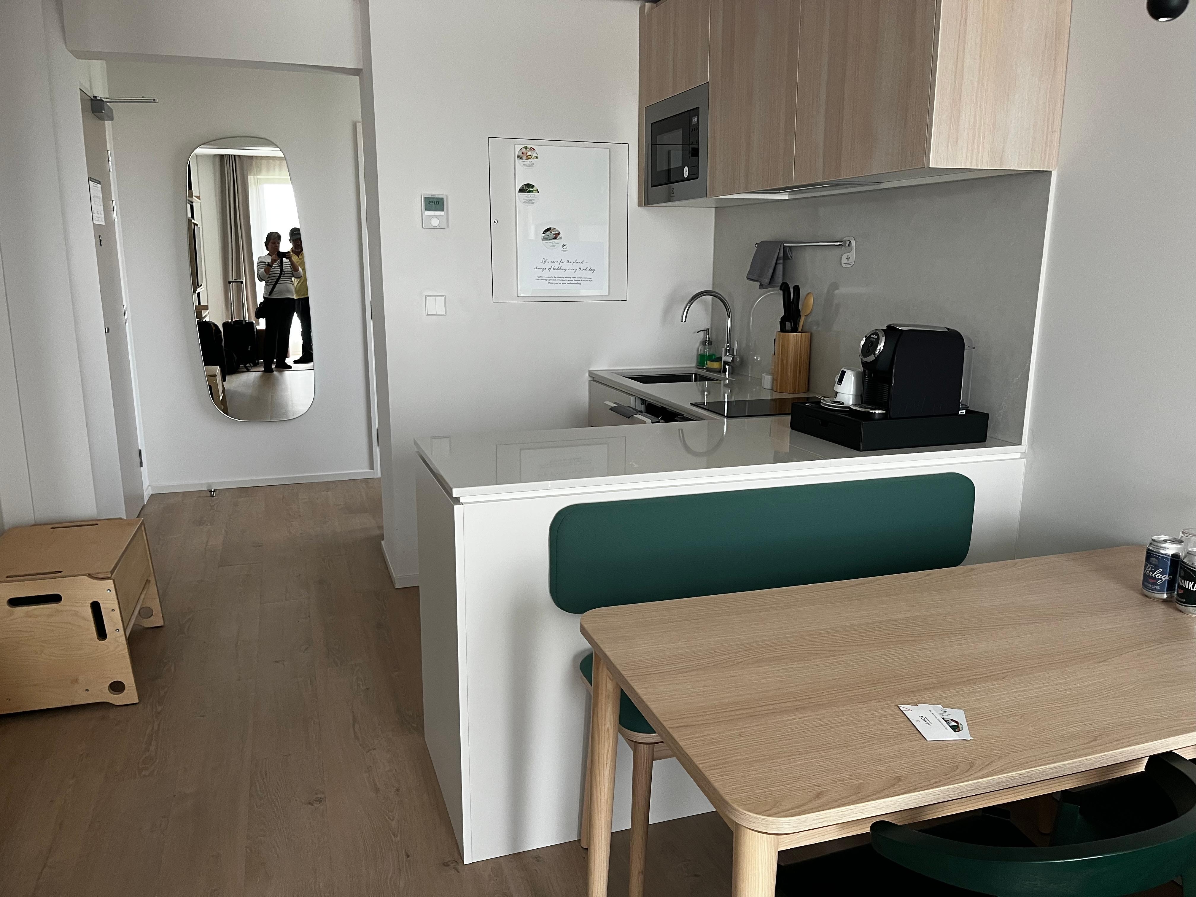 Kitchen/office area