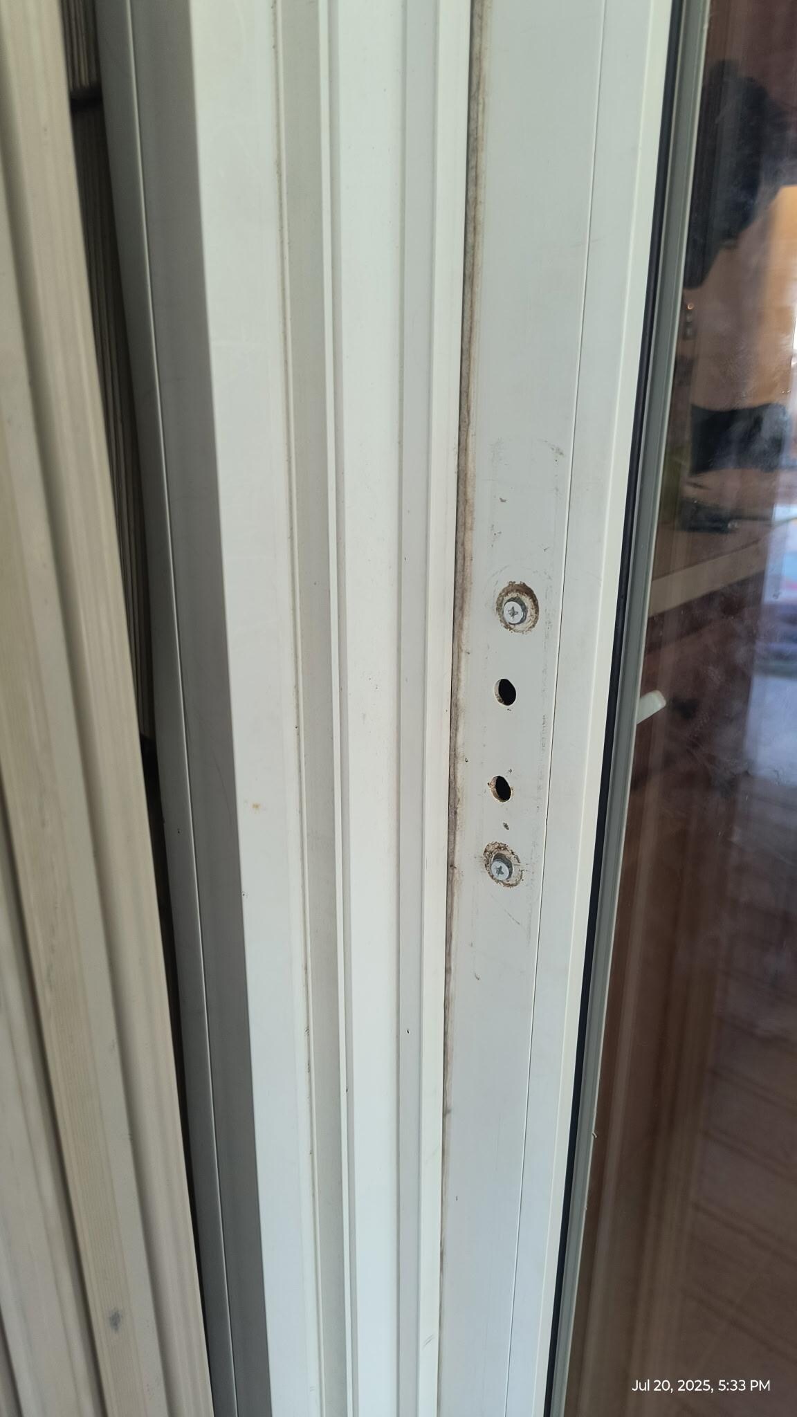 Broken/missing sliding glass doors handle 