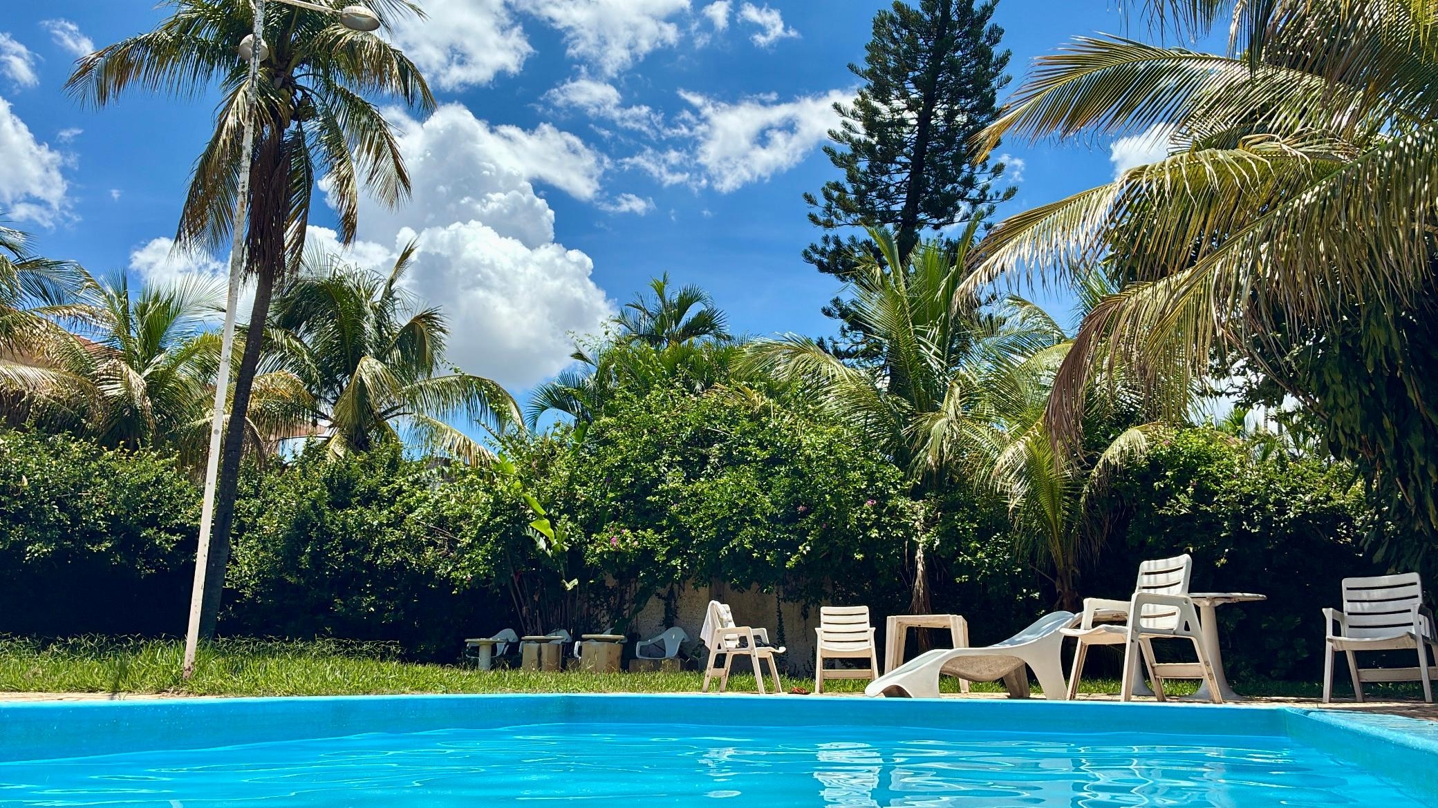 A piscina estava limpa e foi bem útil nesse natal quente de Tupã.