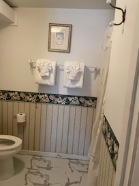 Bathroom of our Magnolia Suite room.