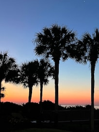 Sunrise View waking to the beach