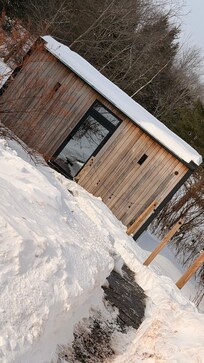 Glass cabin is extremely smaller than what it looks in their photos