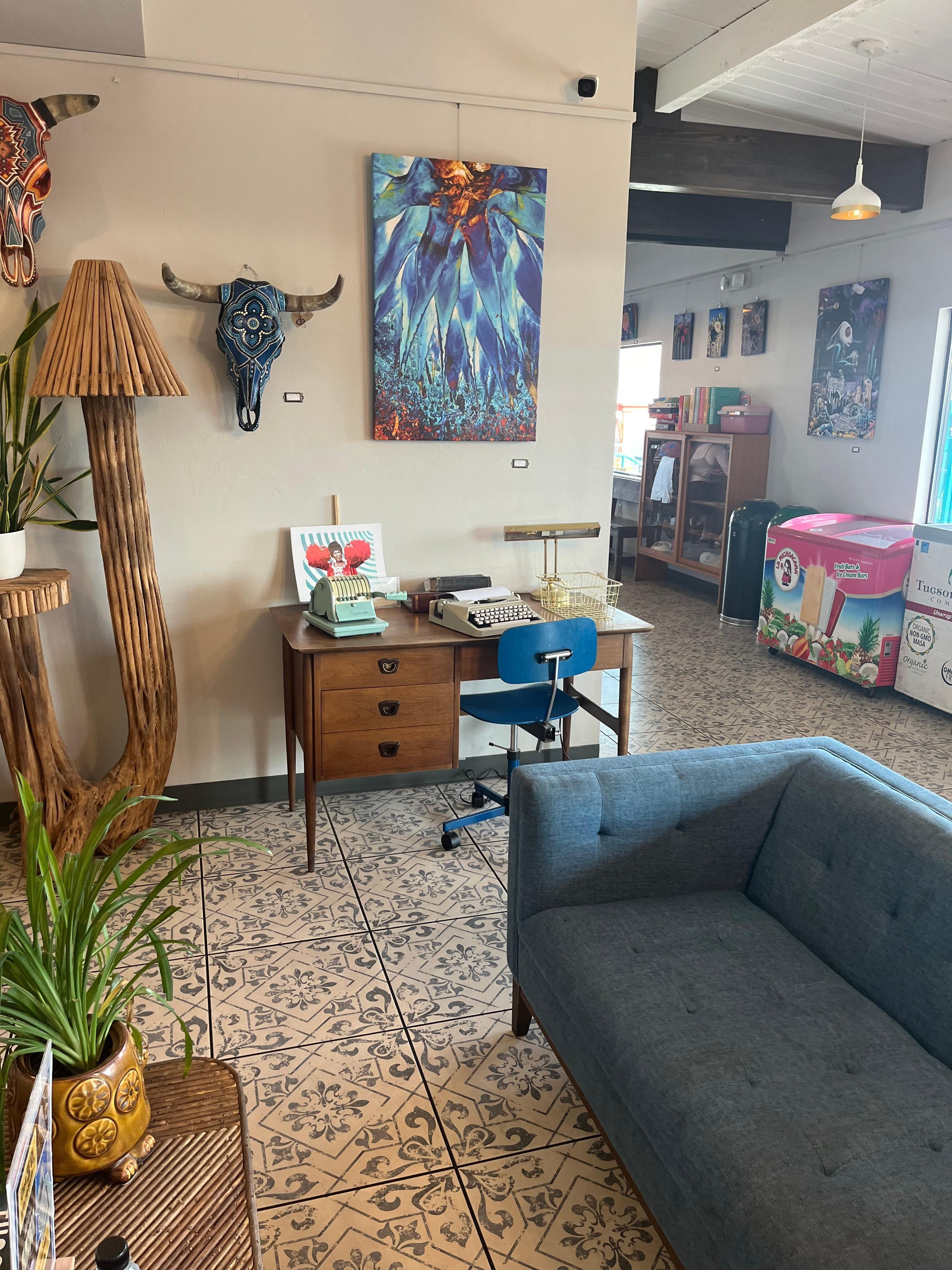 Lobby live music on Fridays